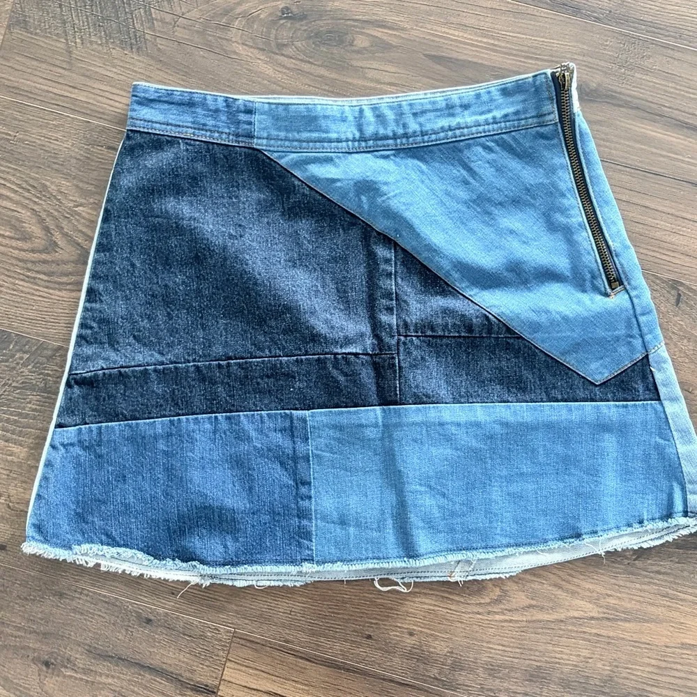 Zara Patchwork Denim Mini Skirt Raw Hem Blue M - Picture 5 of 7